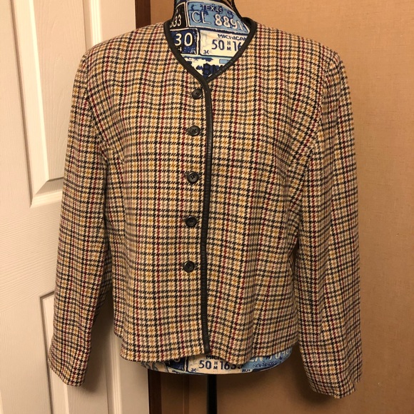 Pendleton Jackets & Blazers - Vintage Pendleton Petite Blazer with shoulder pads